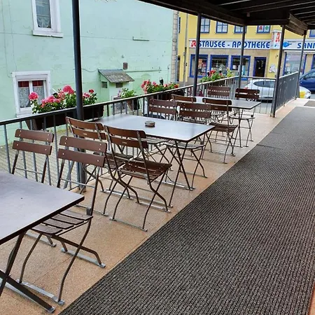Gaestehaus Weisses Lamm - Monteurzimmer * Nordhalben
