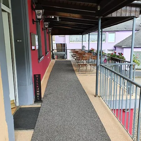 Мини-отель Gaestehaus Weisses Lamm - Monteurzimmer Nordhalben