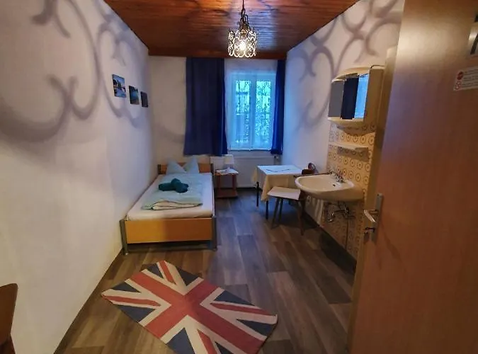 Gaestehaus Weisses Lamm - Monteurzimmer イン