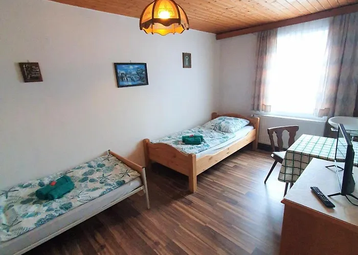 Gaestehaus Weisses Lamm - Monteurzimmer イン *