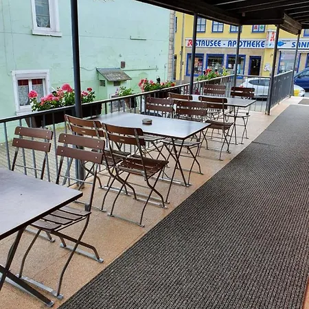Gaestehaus Weisses Lamm - Monteurzimmer * Nordhalben