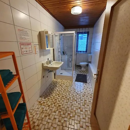 Gaestehaus Weisses Lamm - Monteurzimmer * Nordhalben