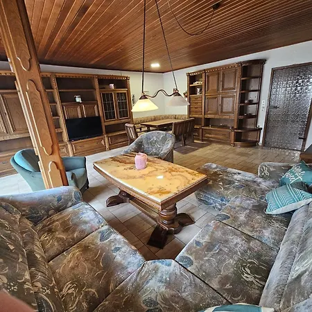 宾馆 Gaestehaus Weisses Lamm - Monteurzimmer *