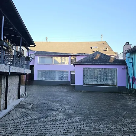 Gaestehaus Weisses Lamm - Monteurzimmer イン Nordhalben