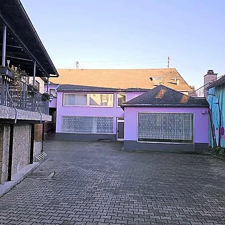 Gaestehaus Weisses Lamm - Monteurzimmer Πανδοχείο Nordhalben