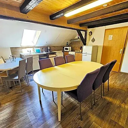 Gaestehaus Weisses Lamm - Monteurzimmer Värdshus